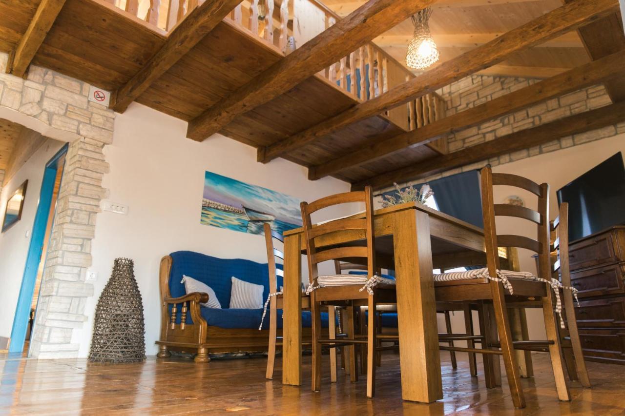 Rustic Apartment Mariva Ljubač Esterno foto