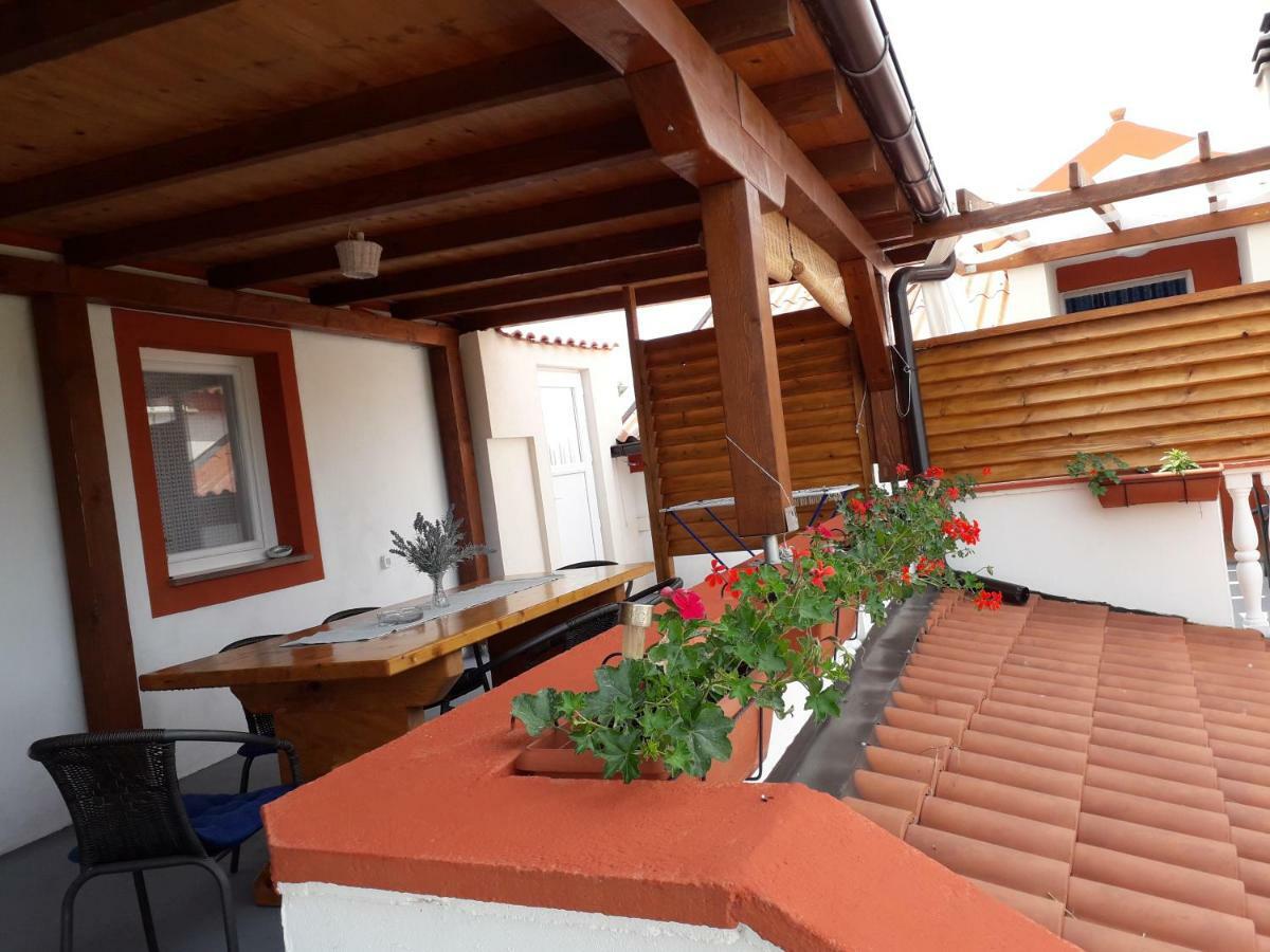 Rustic Apartment Mariva Ljubač Esterno foto